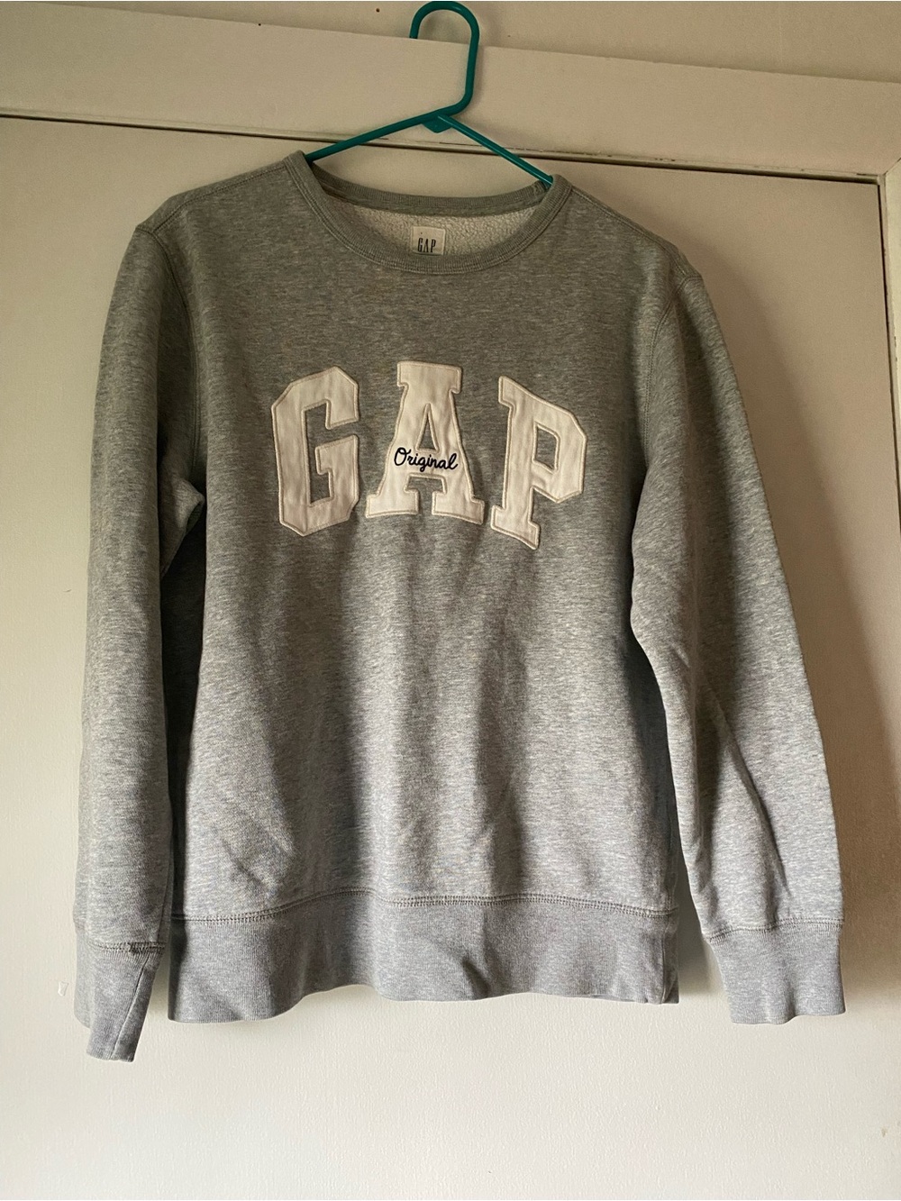 GAP | Gap Logo Crewneck Sweatshirt | unisex Size S